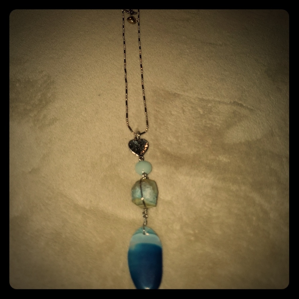 Agate blue stone stone beaded with charm necklace
